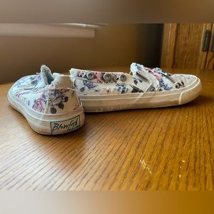 Womens floral slip ons